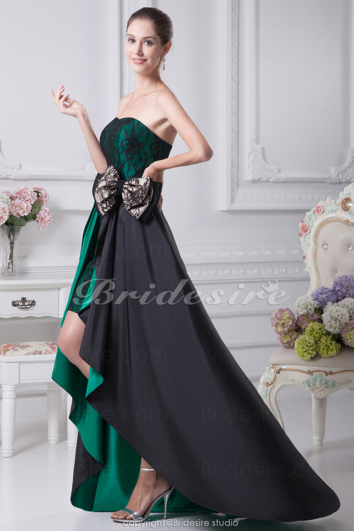 A-line Sweetheart Asymmetrical Short/Mini Sleeveless Taffeta Lace Dress - Thumbnail 2