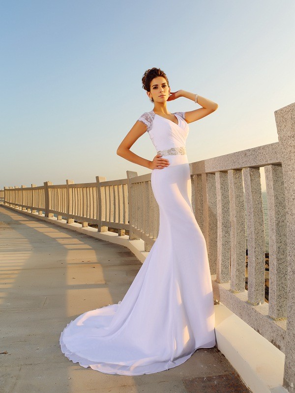 Sheath/Column V-neck Short Sleeve Chiffon Wedding Dress