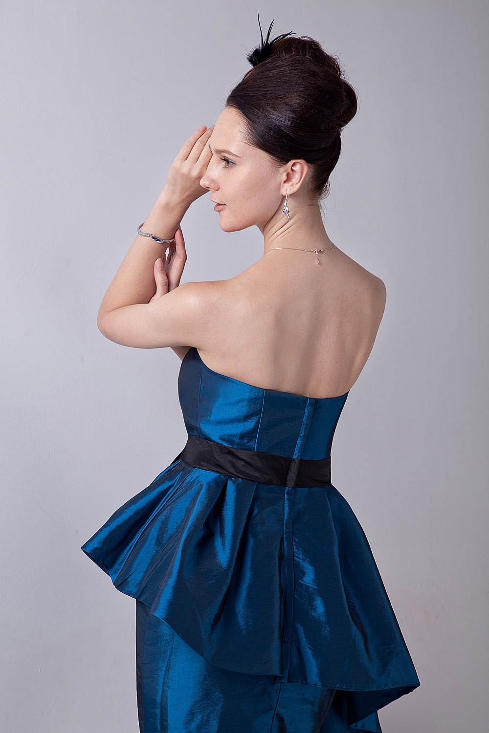 A-line Halter Knee-length Taffeta Homecoming Dress - Thumbnail 7