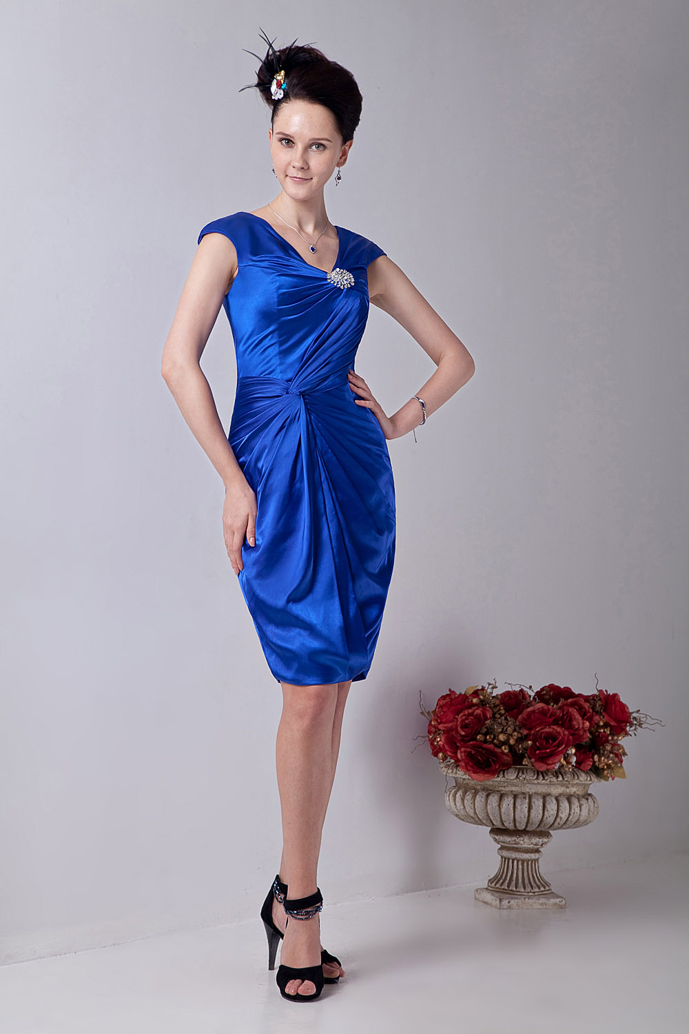 A-line Halter Knee-length Chiffon Satin Holiday Dress - Thumbnail 7