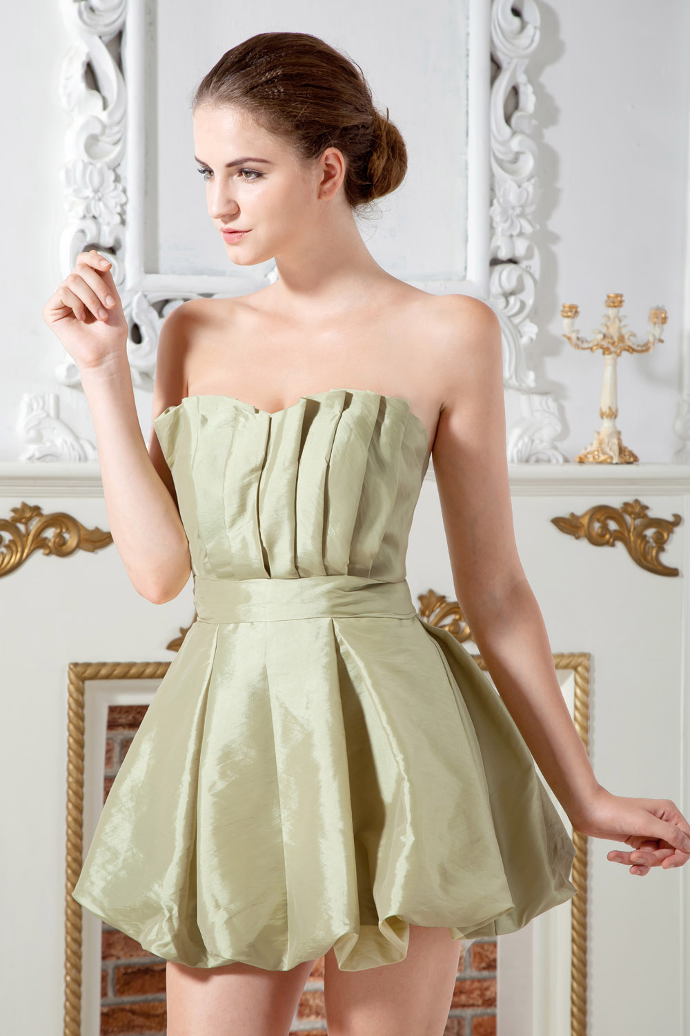 A-line Halter Knee-length Chiffon Homecoming Dress - Thumbnail 4