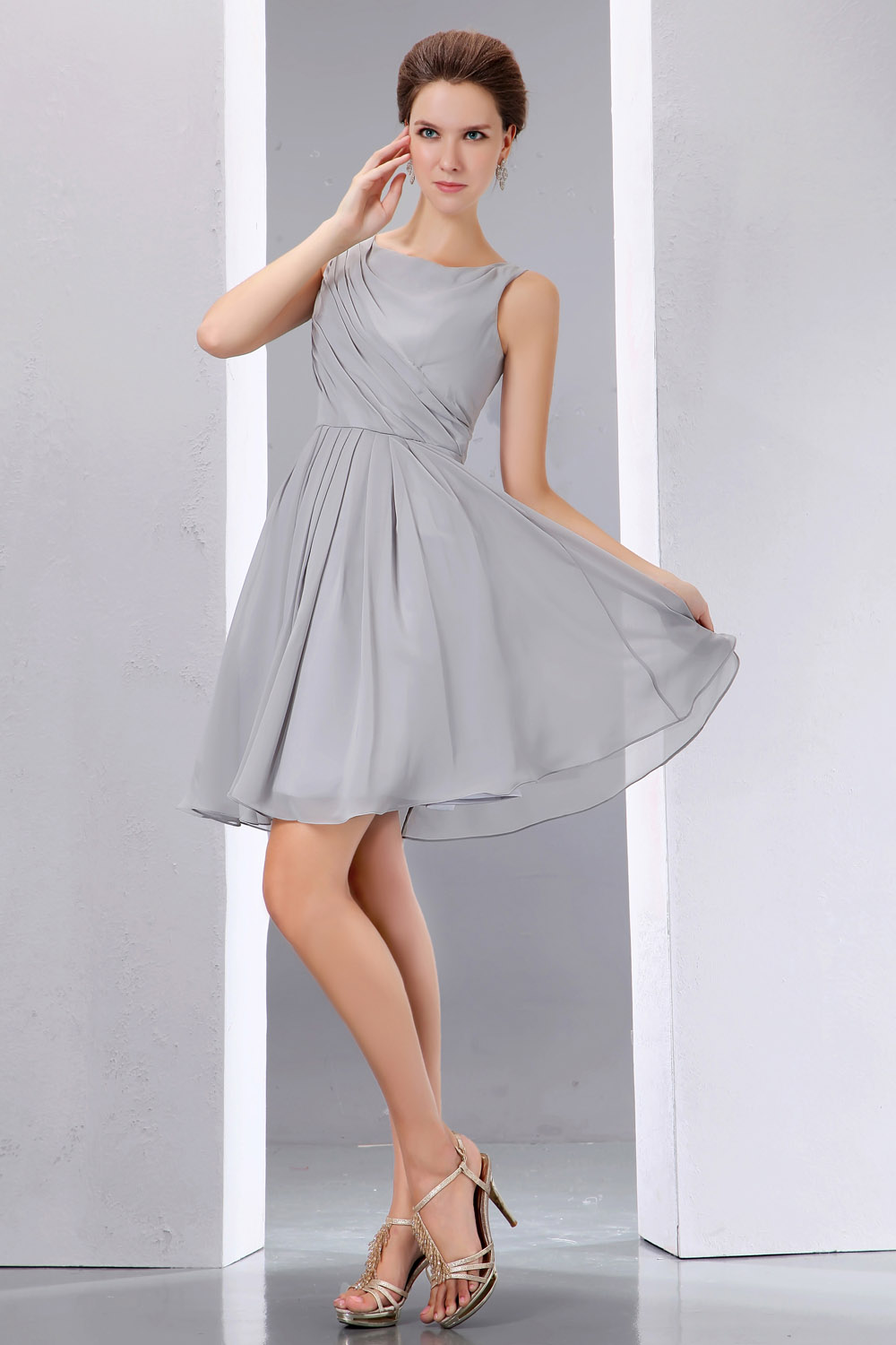 Sheath/Column Strapless Short/Mini Organza Homecoming Dress - Thumbnail 3